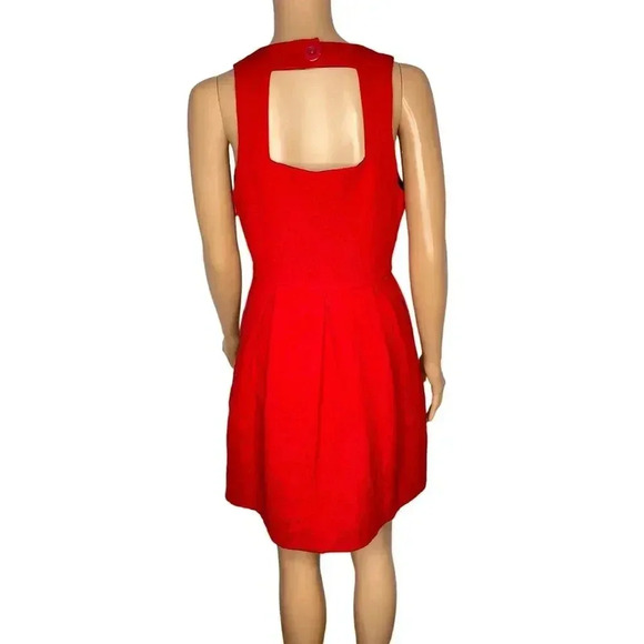Moulinette Soeurs Anthropologie Red Dress size 6 Fit and Flare sleeveless - Picture 3 of 8